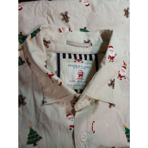 Denim and Flower Shirt Men's Medium Christmas Button Front Short Sleeve Tan Chri - Picture 5 of 8